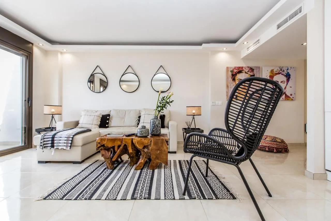 Apartment Luxurious 2 Bed Banus Apt With Private Parking - Rdr193 Marbella Spanien